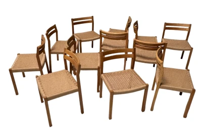 Set of 12 Mid-Century Modern 401 Dining Room Chairs by Niels Otto Møller, 1970s